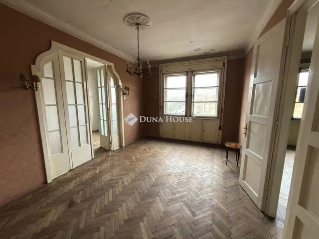 Eladó lakás Budapest XVIII. kerület 117 nm