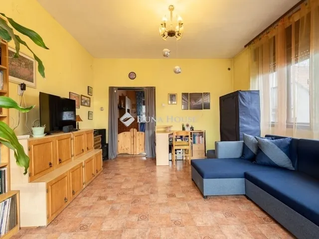 Eladó ház Budapest XVIII. kerület 258 nm