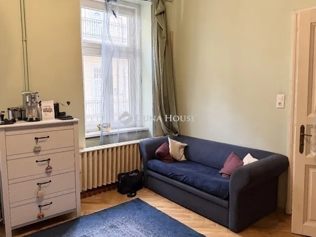 Eladó lakás Budapest VI. kerület, Nagykörúton kívüli terület 74 nm