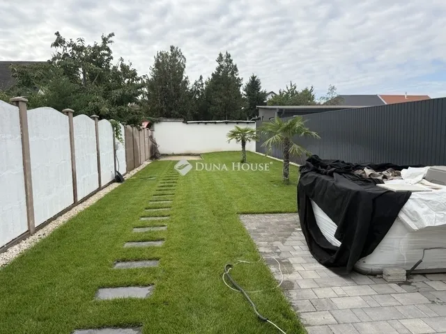 Eladó ház Budapest XV. kerület 125 nm