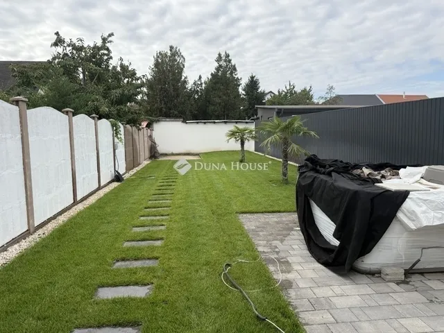 Eladó ház Budapest XV. kerület 125 nm