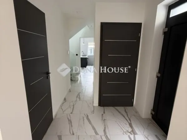 Eladó ház Budapest XV. kerület 125 nm