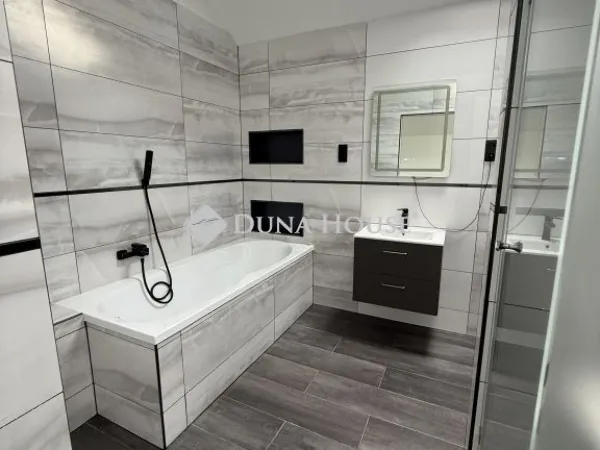 Eladó ház Budapest XV. kerület 125 nm