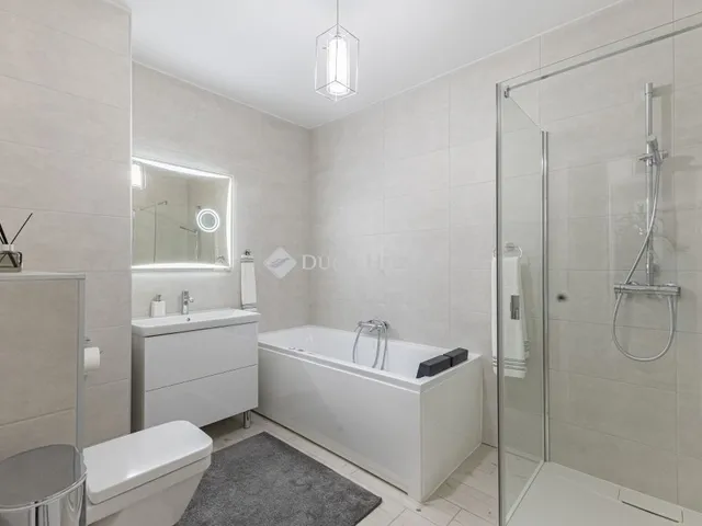 Eladó lakás Budapest XIX. kerület 103 nm