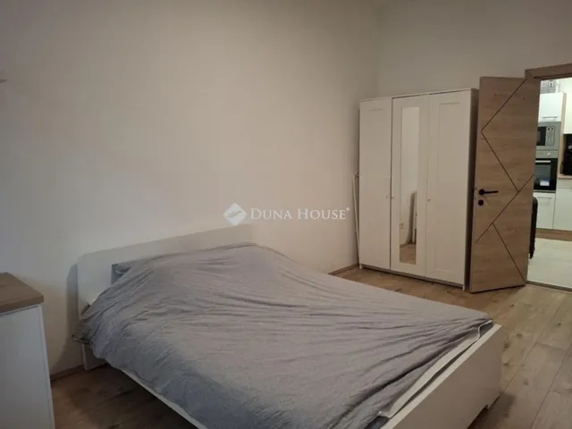 Eladó lakás Budapest IX. kerület 70 nm