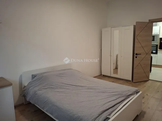 Eladó lakás Budapest IX. kerület 70 nm