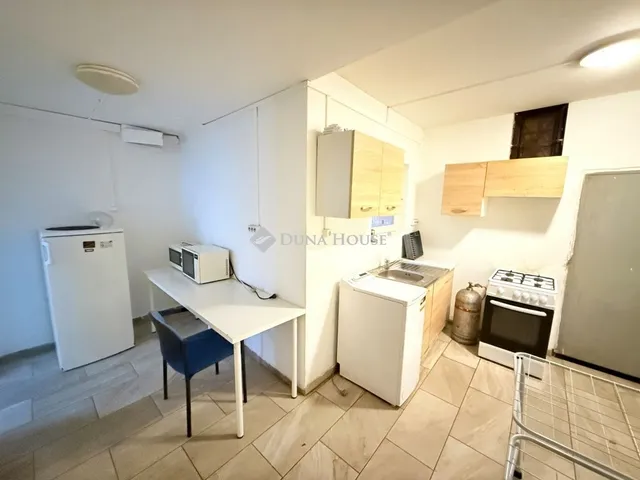 Kiadó ház Budapest XVIII. kerület 150 nm