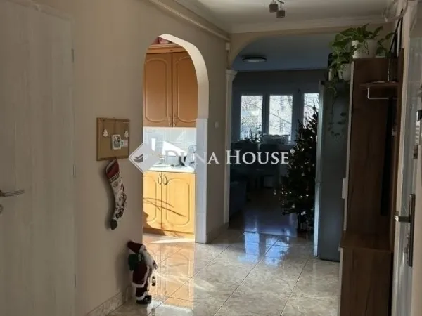 Eladó lakás Budapest XVIII. kerület 71 nm