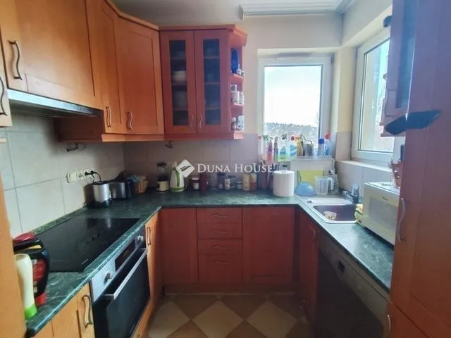 Eladó lakás Budapest XI. kerület, Sasad-Sashegy XI. ker. 117 nm