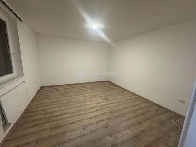 Eladó lakás Budapest XX. kerület, Kossuthfalva 63 nm