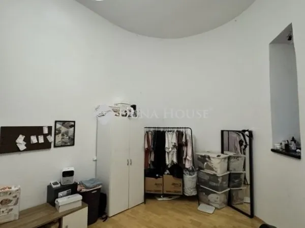 Eladó lakás Budapest IX. kerület 73 nm