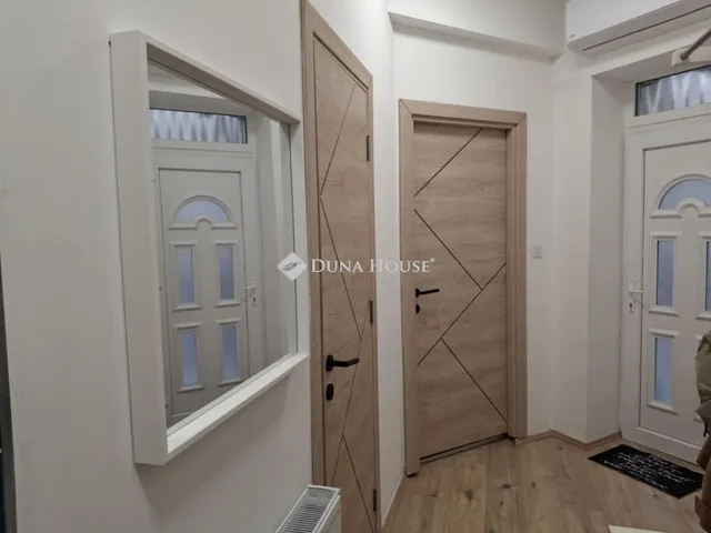 Eladó lakás Budapest IX. kerület 70 nm