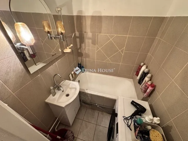 Eladó lakás Budapest XV. kerület 69 nm