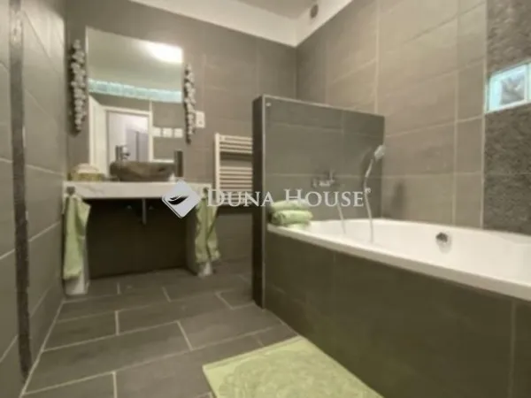 Eladó lakás Budapest XI. kerület 42 nm