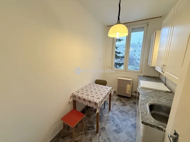 Eladó lakás Budapest XXI. kerület 73 nm