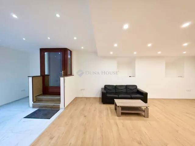 Eladó kereskedelmi és ipari ingatlan Budapest VII. kerület 79 nm