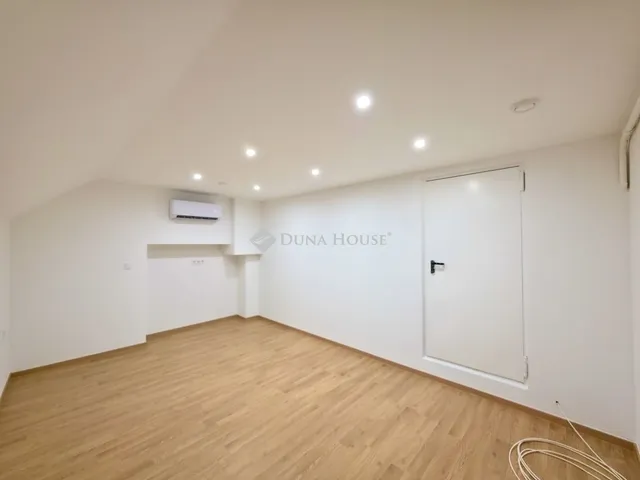 Eladó kereskedelmi és ipari ingatlan Budapest VII. kerület 79 nm