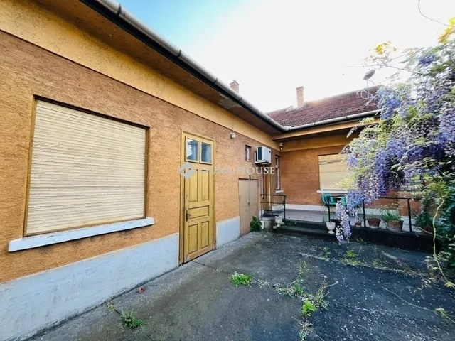 Eladó ház Budapest XXI. kerület 130 nm