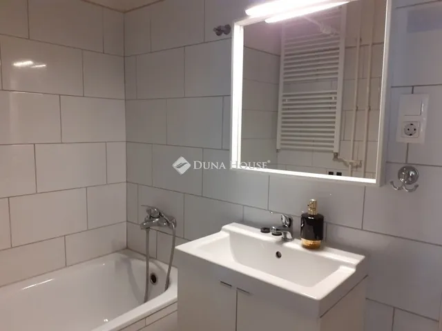 Eladó lakás Budapest XI. kerület 58 nm