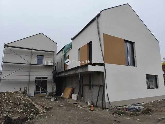 Eladó lakás Dunaharaszti, Bezerédi-lakópark 80 nm