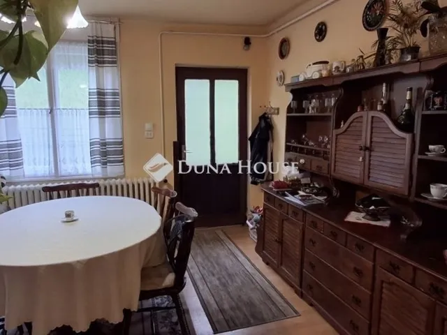 Eladó ház Taksony 120 nm