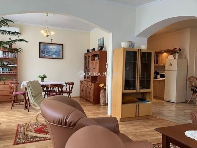 Eladó ház Budapest XVII. kerület, Rákoskert 138 nm