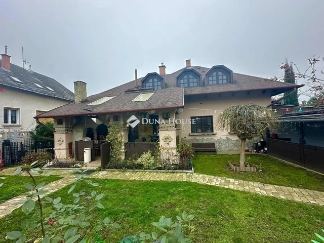 Eladó ház Budapest XVI. kerület, Mátyásföld 262 nm