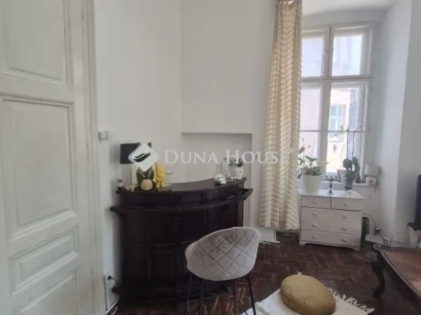 Eladó lakás Budapest VIII. kerület 76 nm