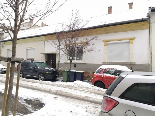 Eladó lakás Budapest X. kerület, Óhegy 15 nm