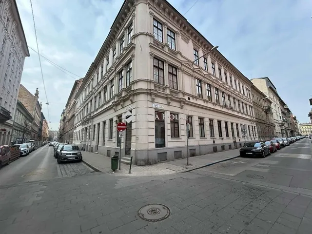 Eladó lakás Budapest VIII. kerület 57 nm