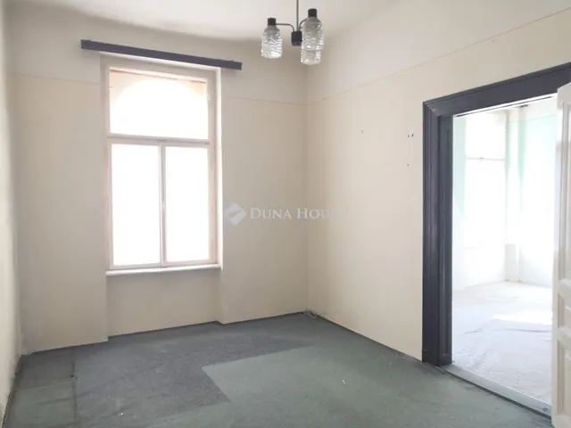 Eladó lakás Budapest VIII. kerület 64 nm