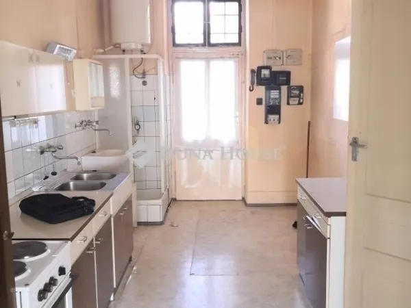 Eladó lakás Budapest VIII. kerület 64 nm