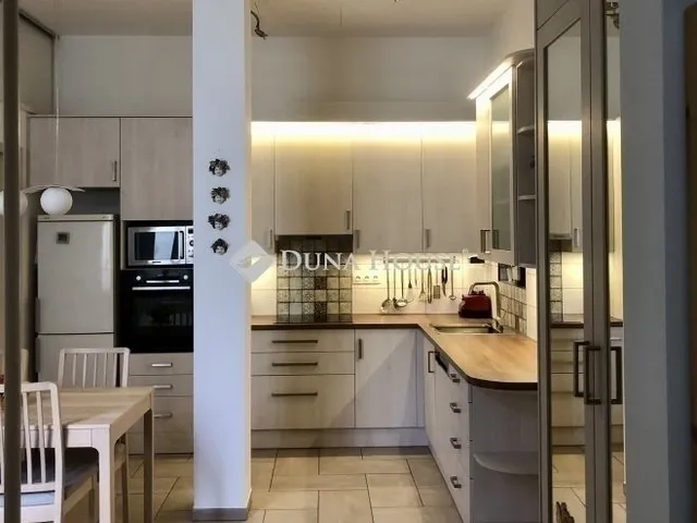 Eladó lakás Budapest VIII. kerület 72 nm