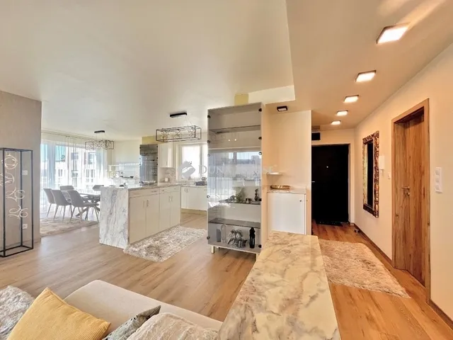 Eladó lakás Budapest XVII. kerület, Rákosliget 153 nm