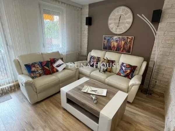 Eladó ház Budapest XV. kerület, Újpalota 125 nm