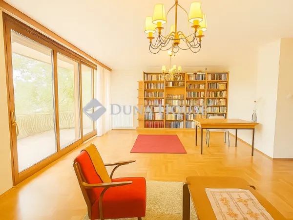 Eladó ház Budapest XI. kerület, Sasad-Sashegy XI. ker. 200 nm