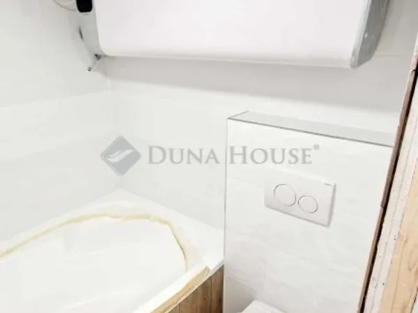 Eladó lakás Budapest X. kerület, Óhegy 27 nm