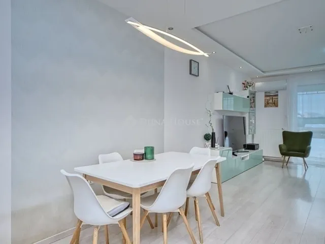 Eladó ház Budapest X. kerület, Óhegy 111 nm