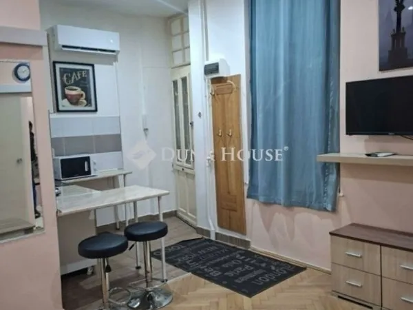 Eladó lakás Budapest V. kerület, Belváros 28 nm