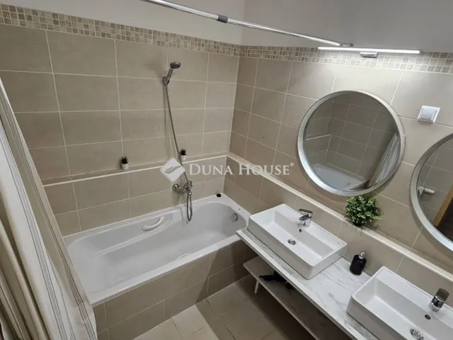 Eladó lakás Budapest VI. kerület 124 nm