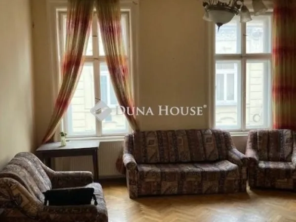 Eladó lakás Budapest VI. kerület 159 nm