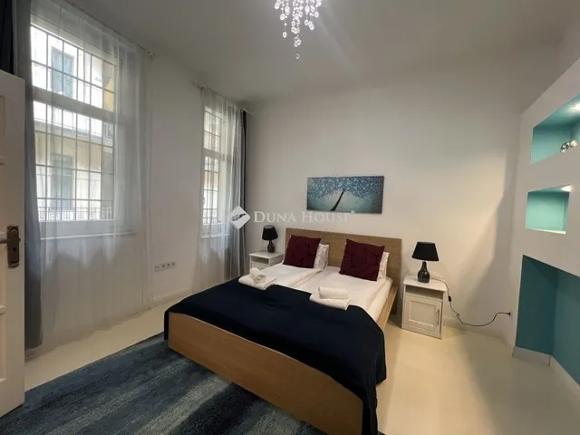 Eladó lakás Budapest VI. kerület 110 nm