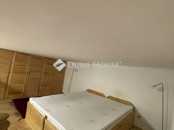 Eladó lakás Budapest VI. kerület 49 nm