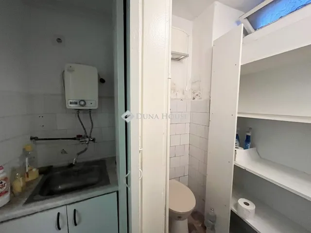 Eladó kereskedelmi és ipari ingatlan Budapest IX. kerület 77 nm