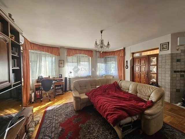 Eladó ház Budapest XVIII. kerület, Erdőskert 170 nm