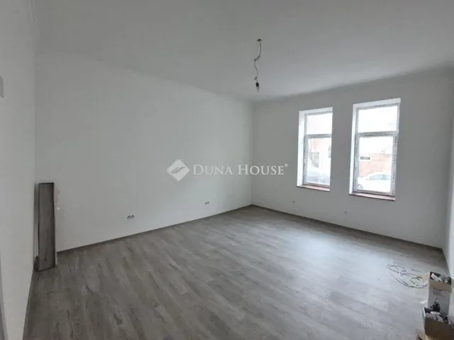 Eladó lakás Budapest IV. kerület 77 nm