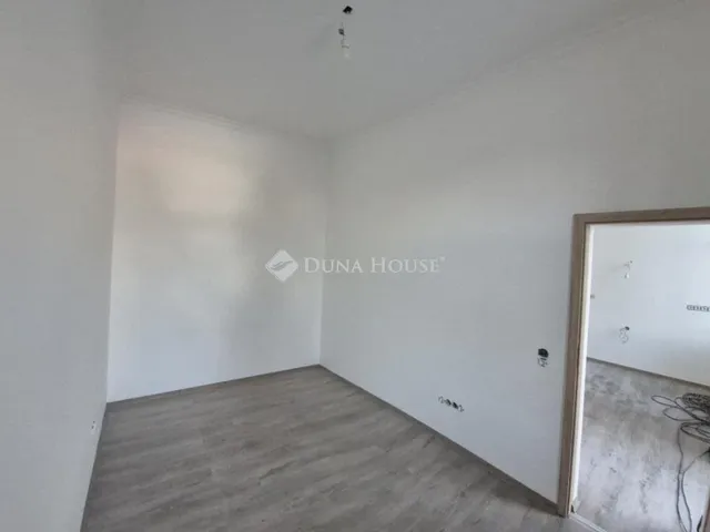 Eladó lakás Budapest IV. kerület 77 nm