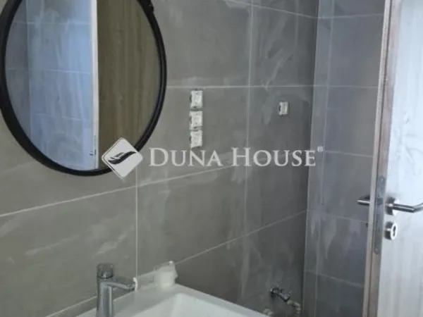 Eladó lakás Budapest IV. kerület 77 nm