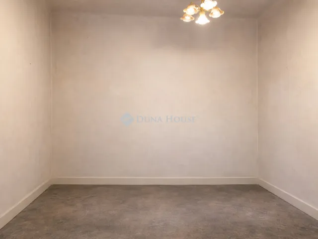 Eladó lakás Budapest VI. kerület 28 nm