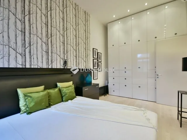 Eladó lakás Budapest VIII. kerület 142 nm